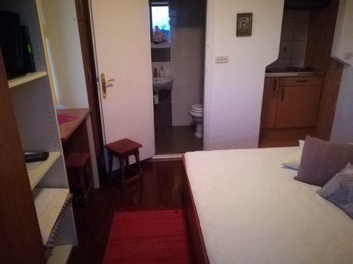 Apartmani Ivic Paka Rab Banjol Extérieur photo