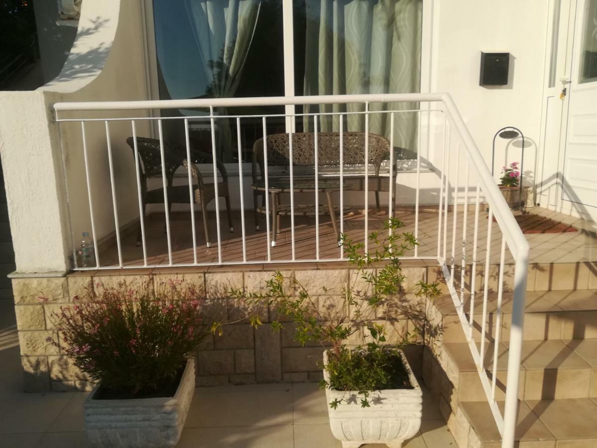 Apartmani Ivic Paka Rab Banjol Extérieur photo